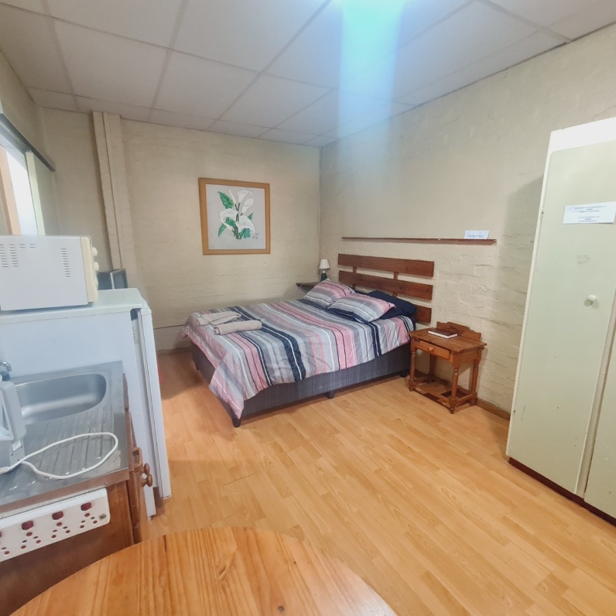 9 Bedroom Property for Sale in Bayswater Free State